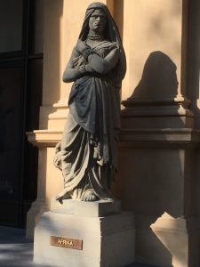 Africa sculpture in front of Frankfurt stock exchange